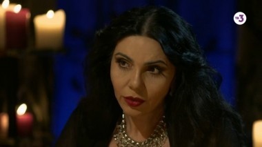 Гадалка. 287 выпуск. Работа не волк