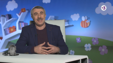 Спросите доктора Комаровского | Можно ли годовалого ребенка окунать в родник?