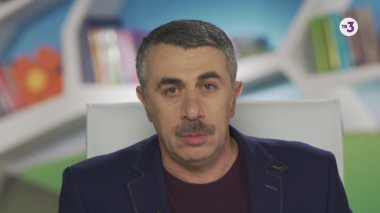 Спросите доктора Комаровского | Cтоит ли давать ребенку планшет?